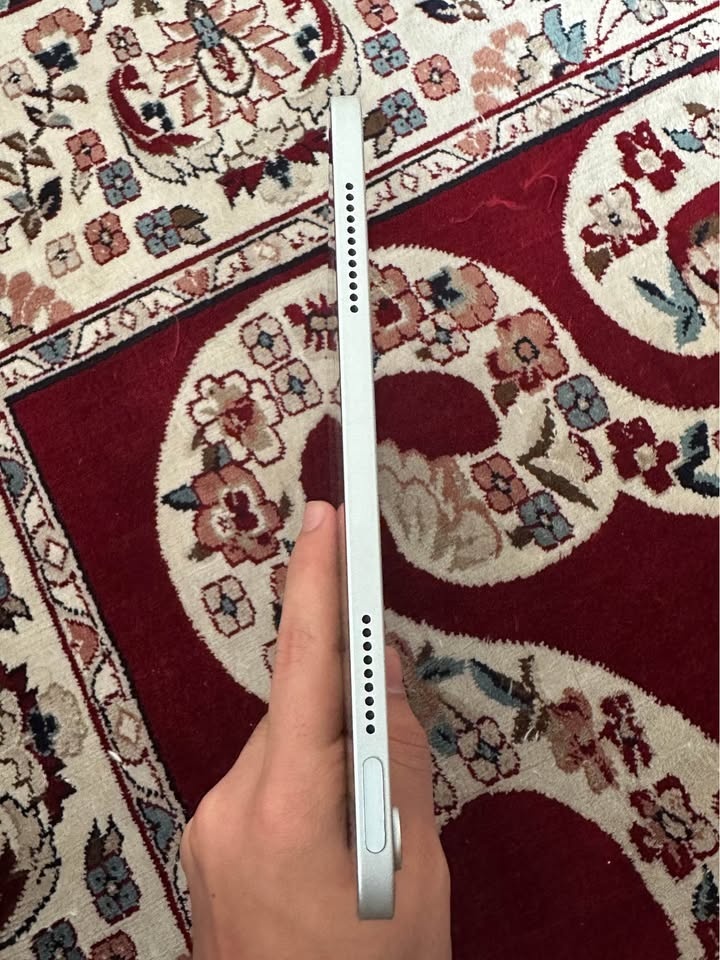 iPad A16 (128GB, Silver) - photo 4