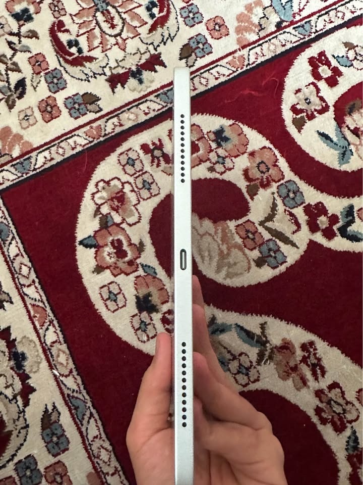 iPad A16 (128GB, Silver) - photo 5