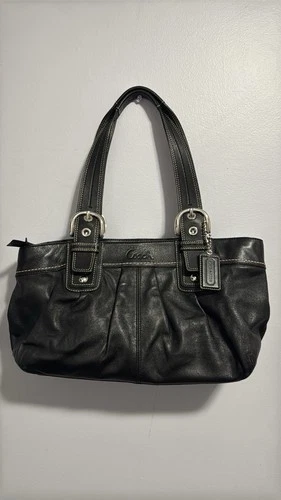 Authentic Coach Soho Pleated Black Leather Shoulder Bag