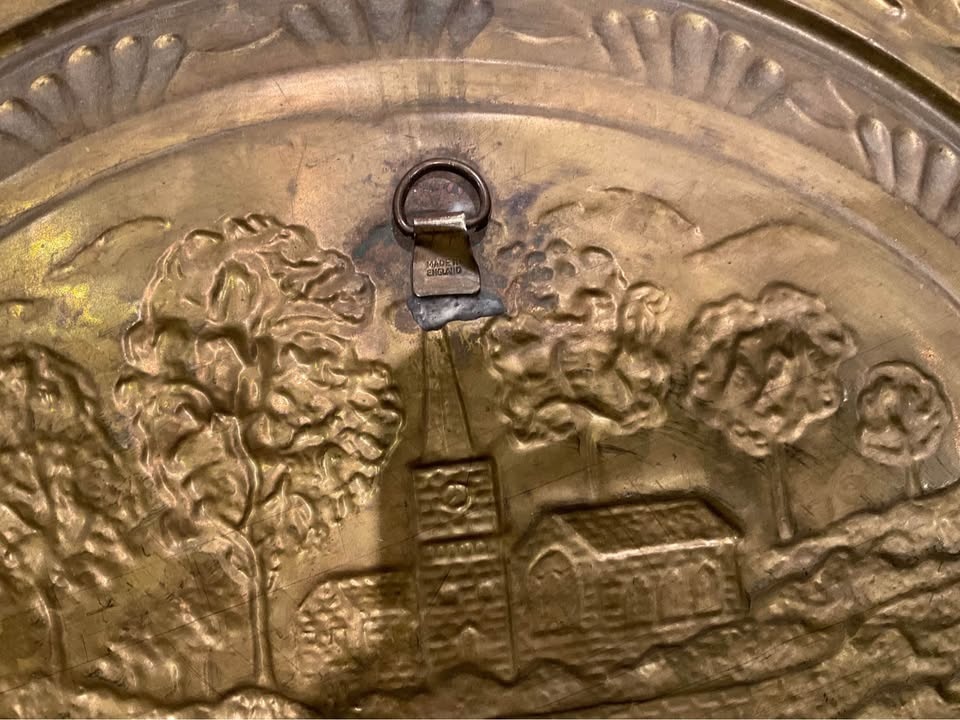 Vintage Brass Decorative Wall 20” Plate Made in England - photo 3