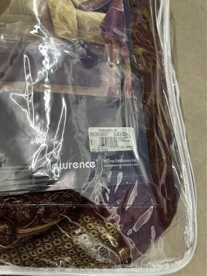 Brand New Luxury Bed in a Bag - Queen size - photo 2