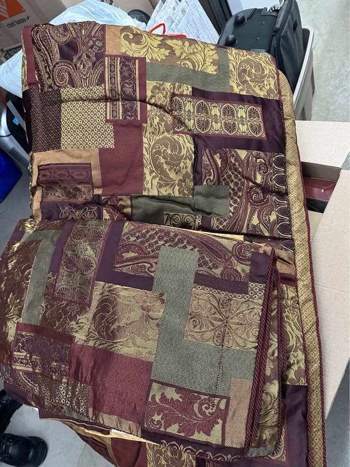 Brand New Luxury Bed in a Bag - Queen size - photo 3