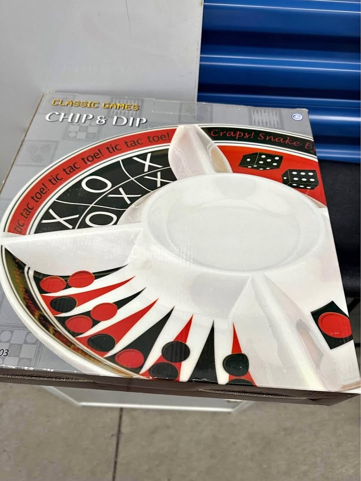 Unique Chip and Dip Set