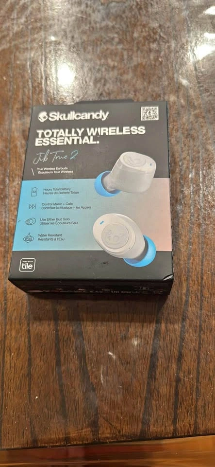 Skullcandy earbuds