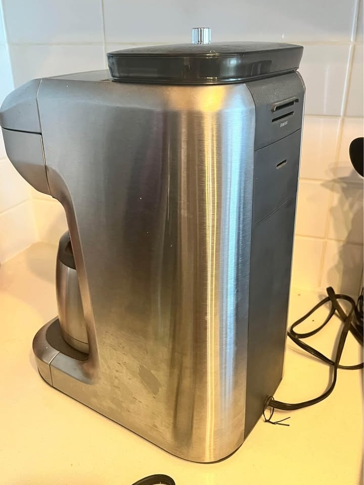 Breville Coffee Maker w/ Grinder & Thermal Carafe - photo 4