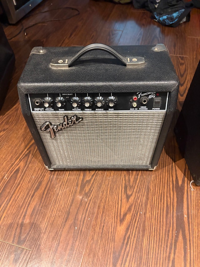 Fender Frontman 15G Guitar Practice Amp - photo 2