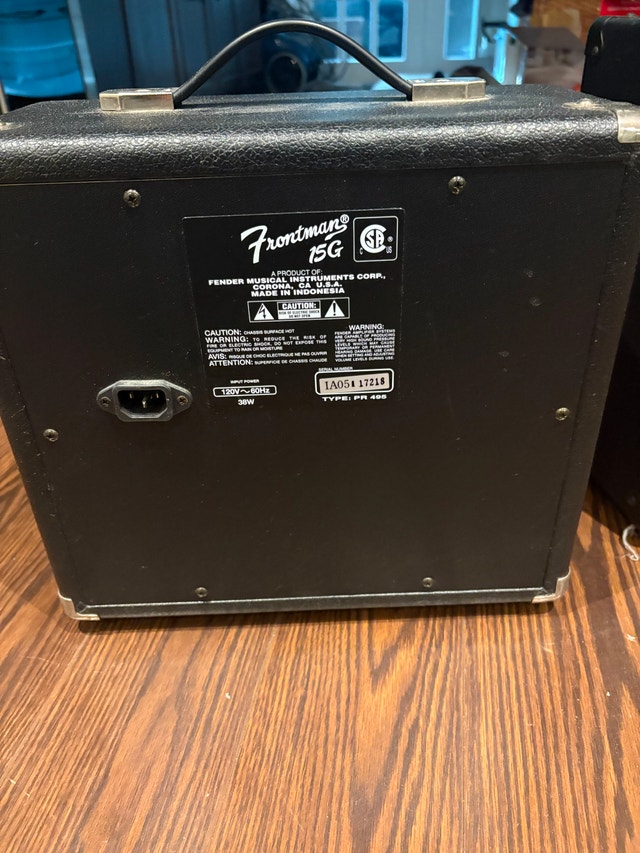 Fender Frontman 15G Guitar Practice Amp - photo 3