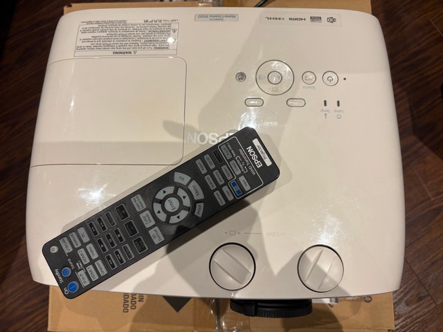 Epson PowerLite Home Cinema 3500 Projector - Excellent Condition