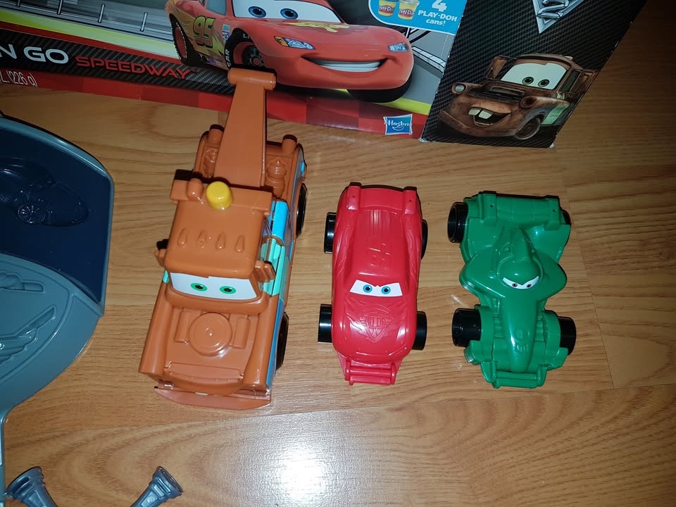 Disney Cars & Other Vehicles Play Doh Sets - $40 - photo 5