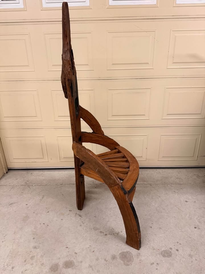 Wagon Wheel Driftwood Chair - photo 2