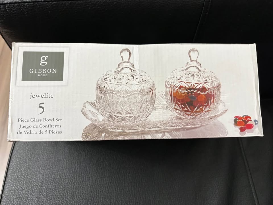 Jewelite 2-Piece Serving Glass Bowl with Cover & Tray - photo 4