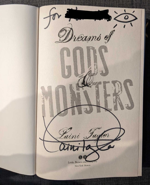 [Signed] Dreams of Gods and Monsters - Laini Taylor - photo 2