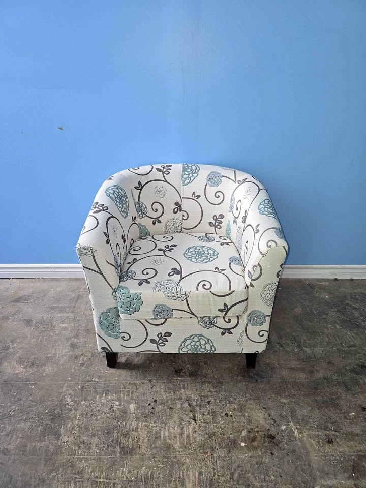 Brand New Accent chair