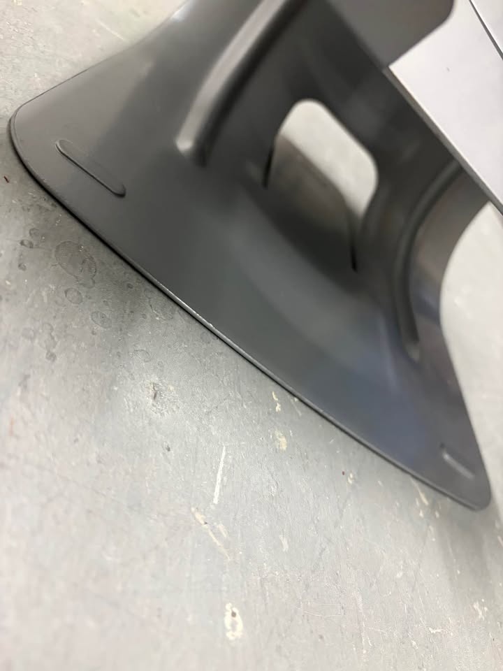 AmazonBasics Aluminum Laptop Stand / Riser - photo 2