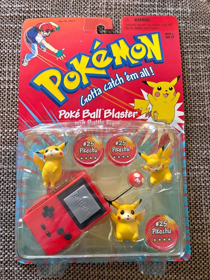 Pokémon Poke Ball Blaster Vintage