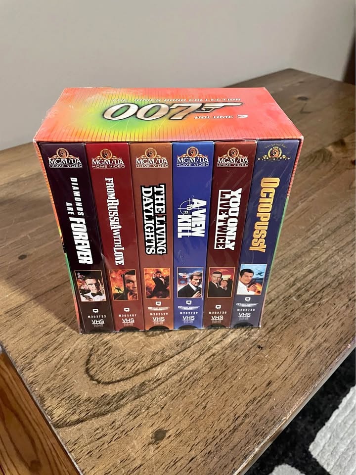 007 VHS Volume 3, 6 movies