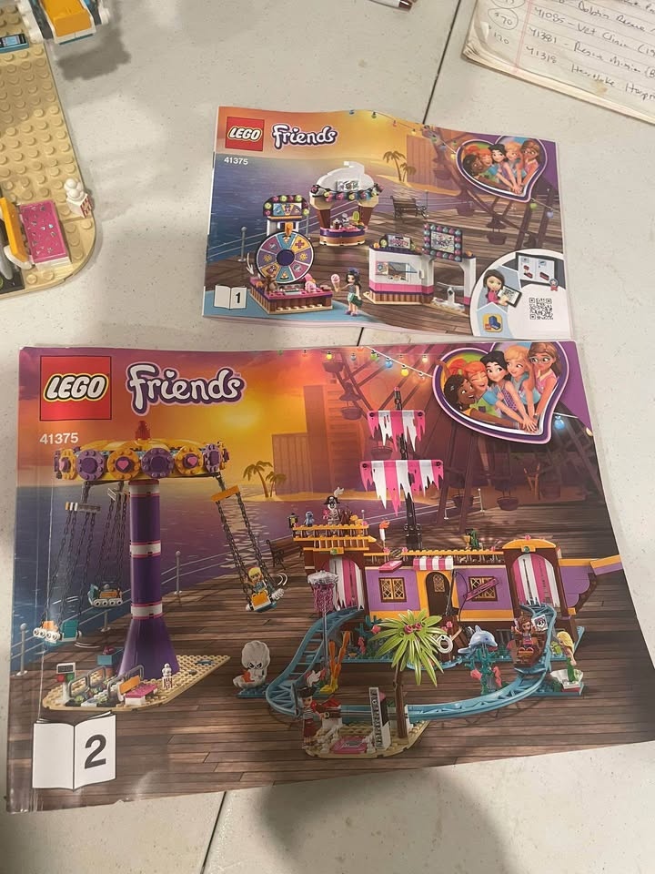 Lego Friends Heartlake City Amusement Pier - photo 5