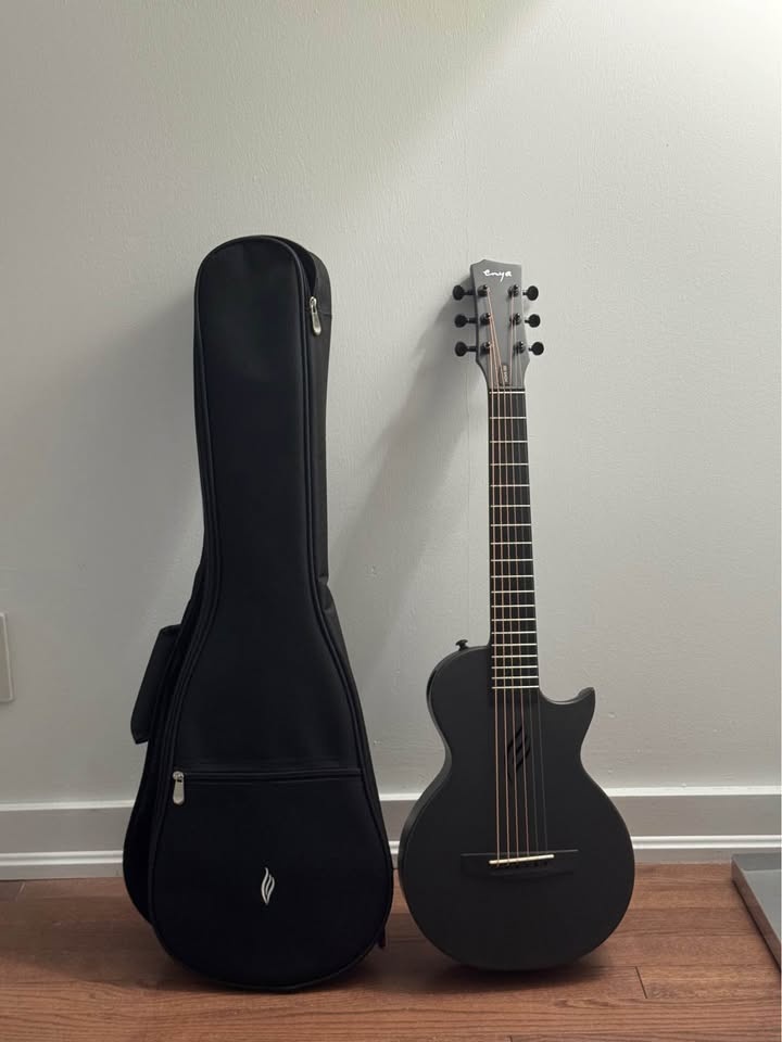 Enya 32 Inch Acoustic Travel Guitar