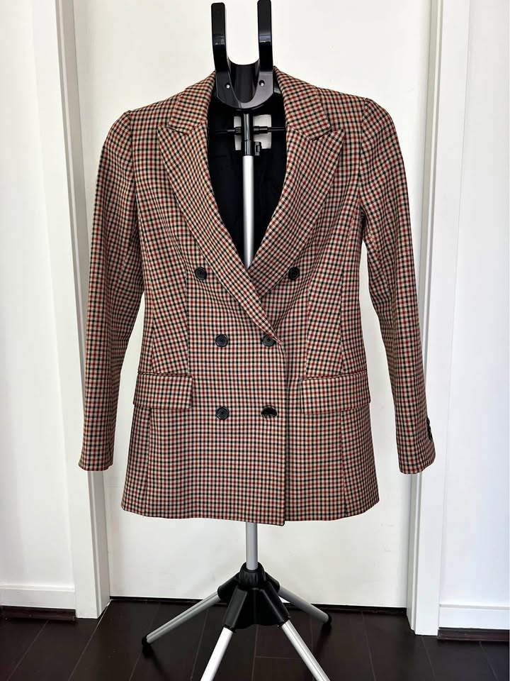 Aritzia Wilfred blazer