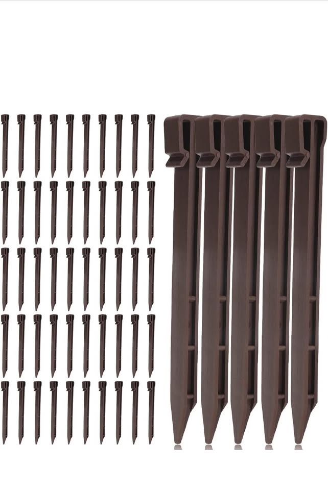 50Pcs 10in Garden Landscape Edging Stakes Plastic Garden Stakes