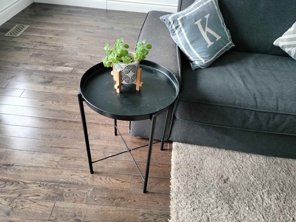 side tables, black