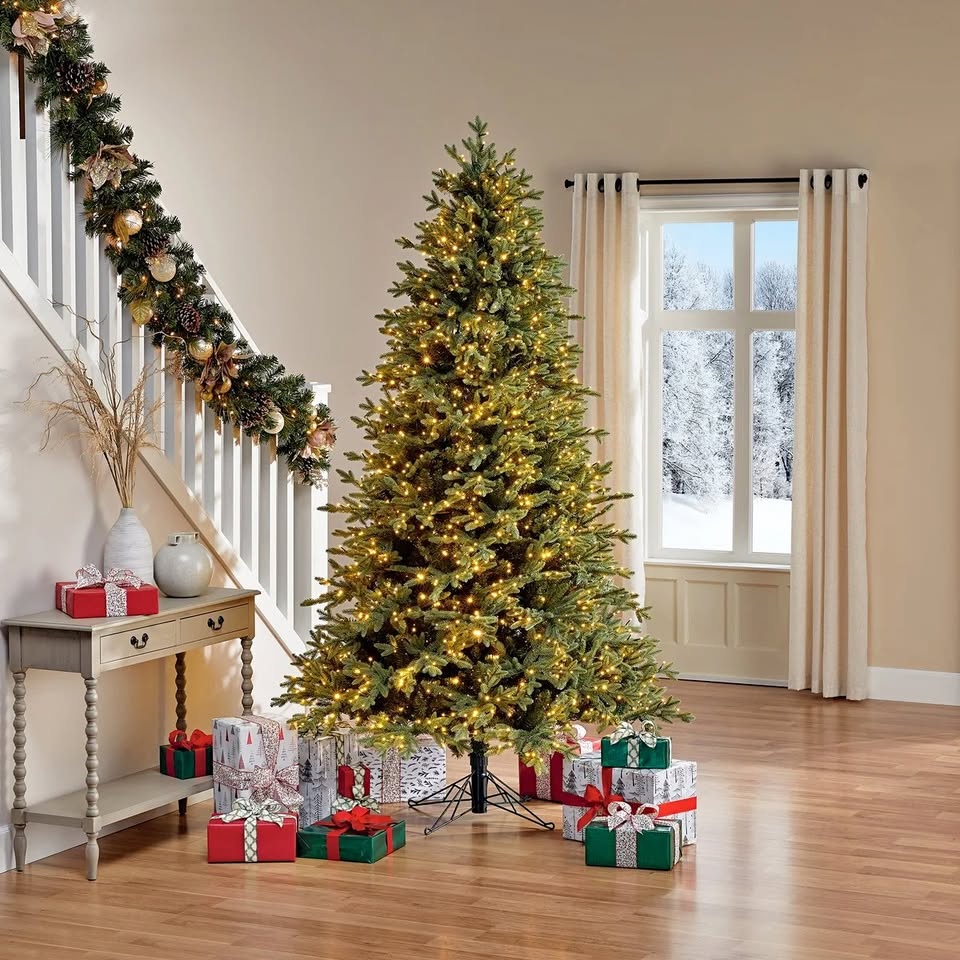 7.5ft Pre-Lit LED Twinkle Christmas Tree, 1850 Lights