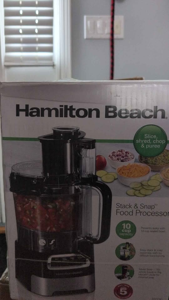 NEW Hamilton Beach Food Processor 10 Cup - photo 2