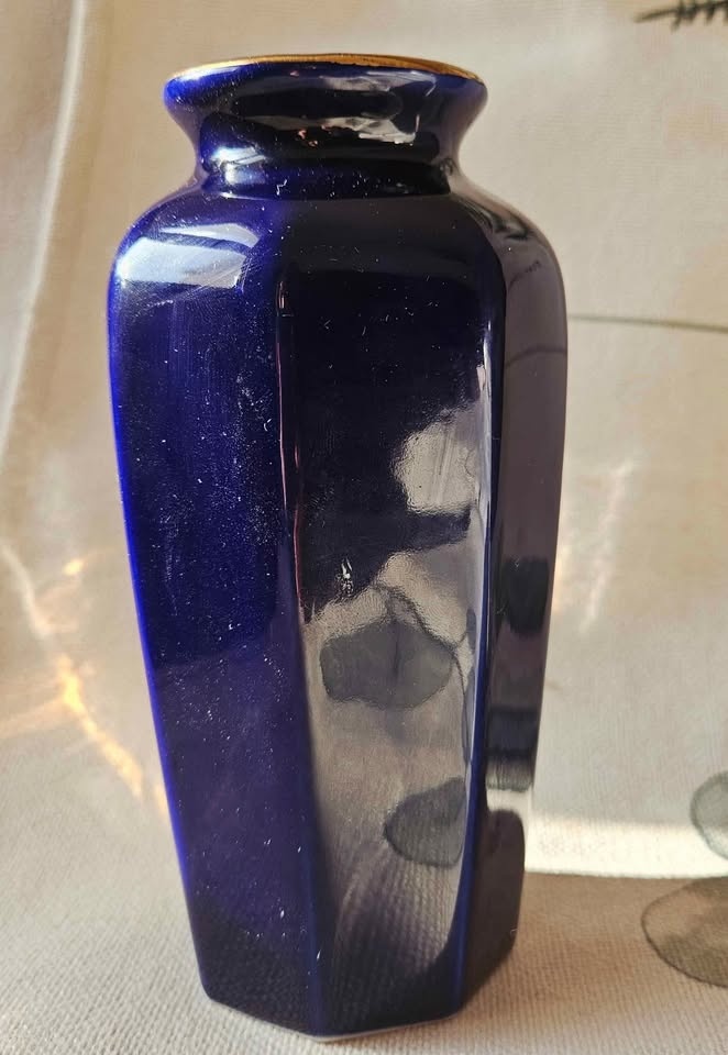 Vintage 6.5" Cobalt Blue Japanese Vase - Gold Iris - photo 4