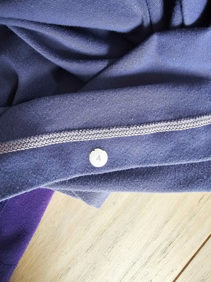 Lululemon Racerback Tank Top - Size 4 - photo 3