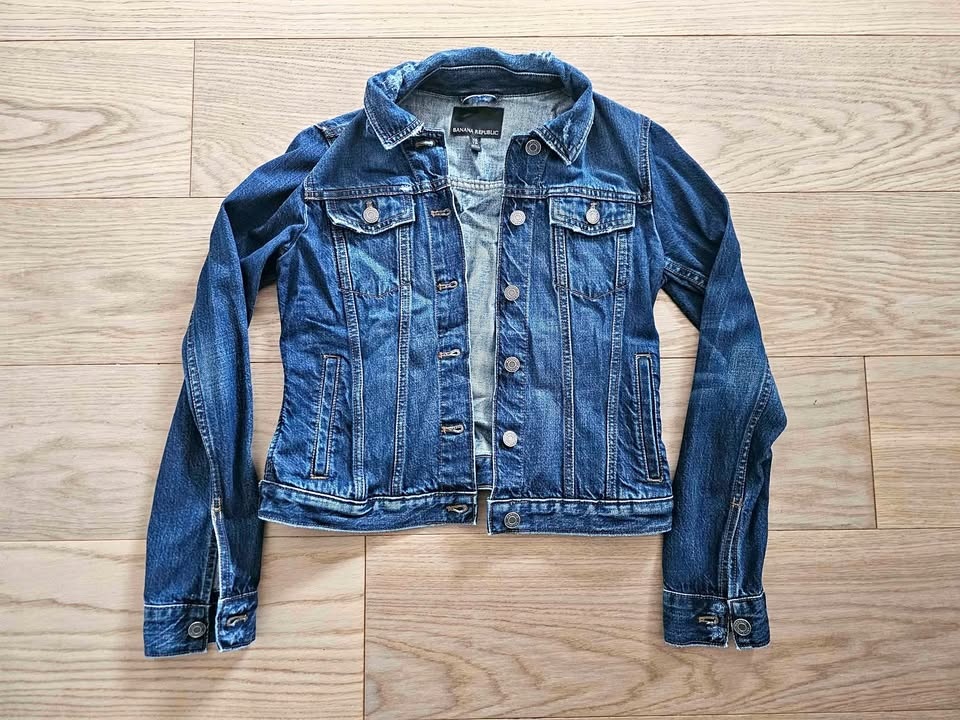 Banana Republic Jean Jacket (Size XS)