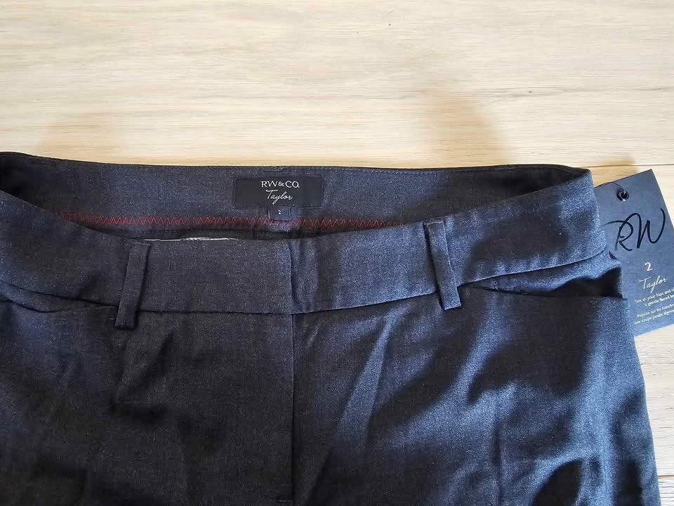 NEW RW&CO women's dress pants (size 2) - photo 3