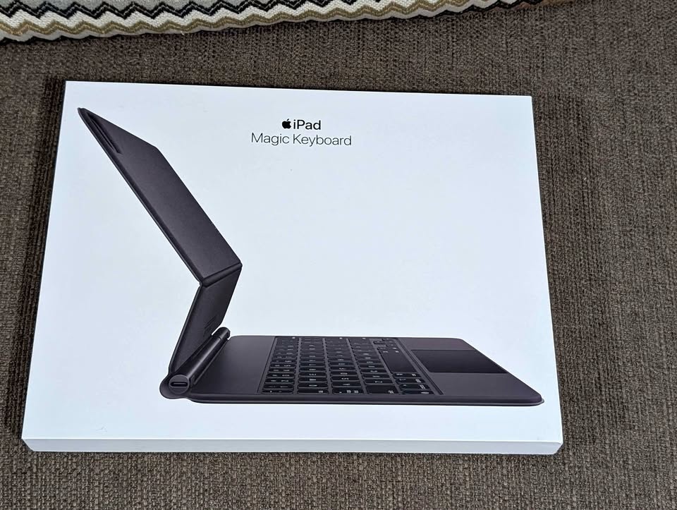 Apple Magic Keyboard for iPad Pro/Air