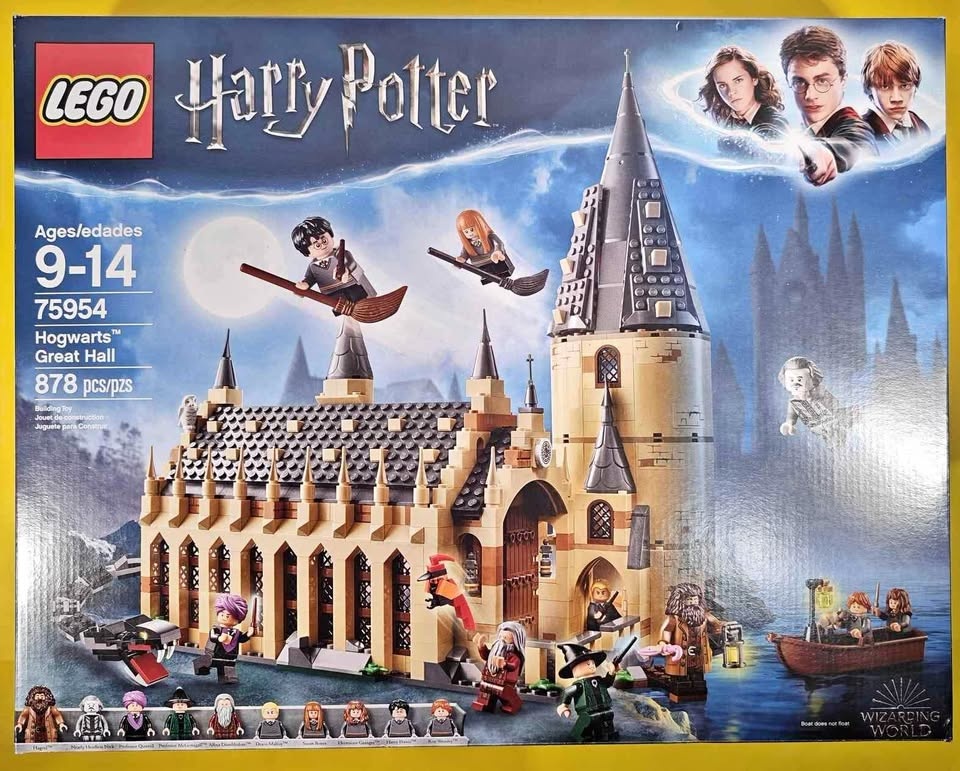 Lego Harry Potter Hogwarts Great Hall 75954 w/ Minifigures