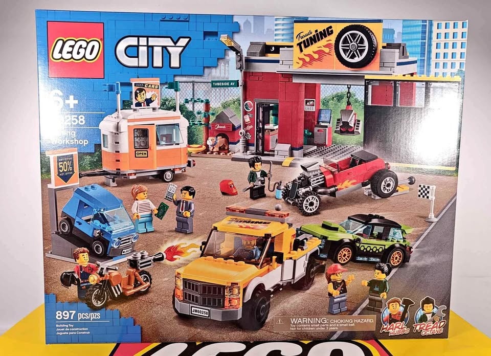 CLEARANCE Lego City 60258 Tuning Workshop BNIB