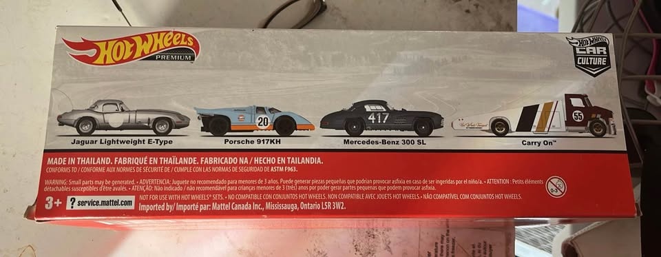 Hot Wheels 2020 Premium Cultural Box Set Carryon Jaguar - photo 2