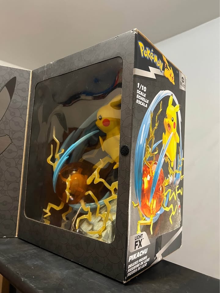 Pokemon Pikachu Deluxe Collector Statue - Light FX - photo 3
