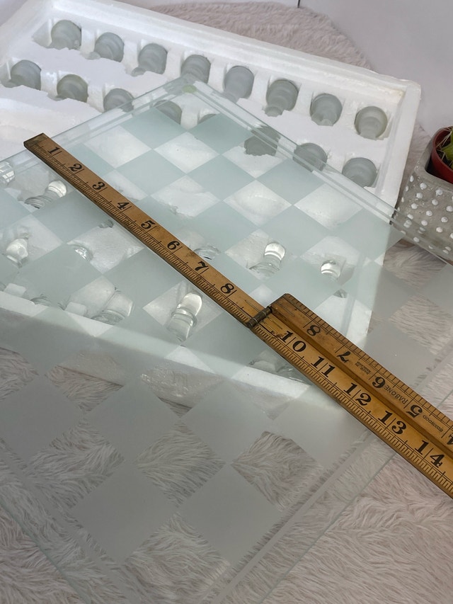 Vintage 1980’s Glass Chess Set - photo 2