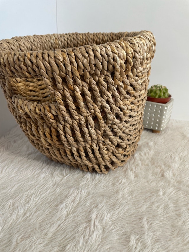 Vintage Wicker Handled Basket 9” x 9” x 11” - photo 3