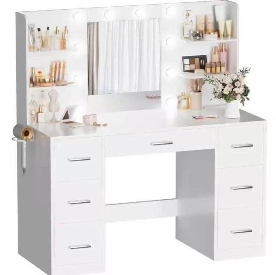 🏆 Brand New Hollywood Style Makeup Vanity with Lights - photo 4