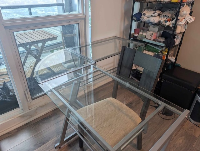 Computer desk for sale (top glass) - photo 3