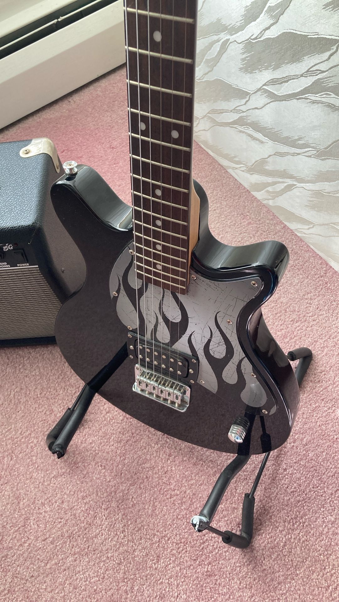 First Act ME 1980 Double Cut Electric Guitar w/ Fender Amp - photo 4