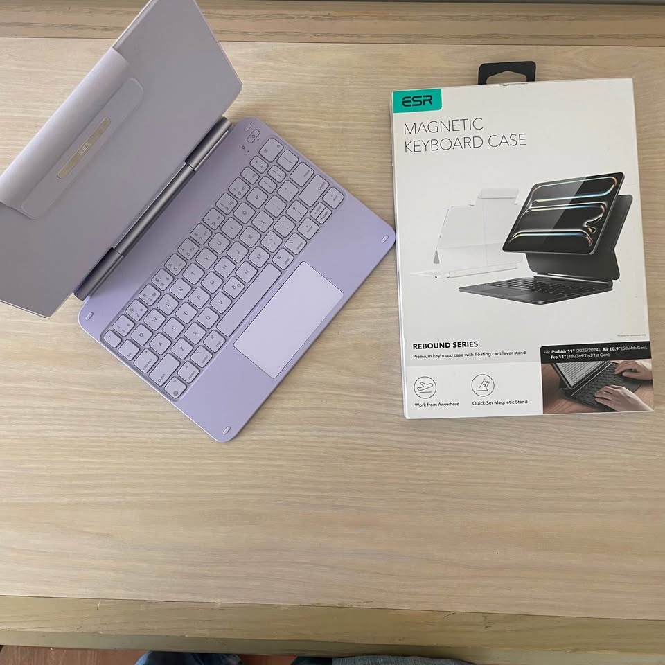 ESR iPad Case with Keyboard for iPad Air/Pro 11" - photo 4