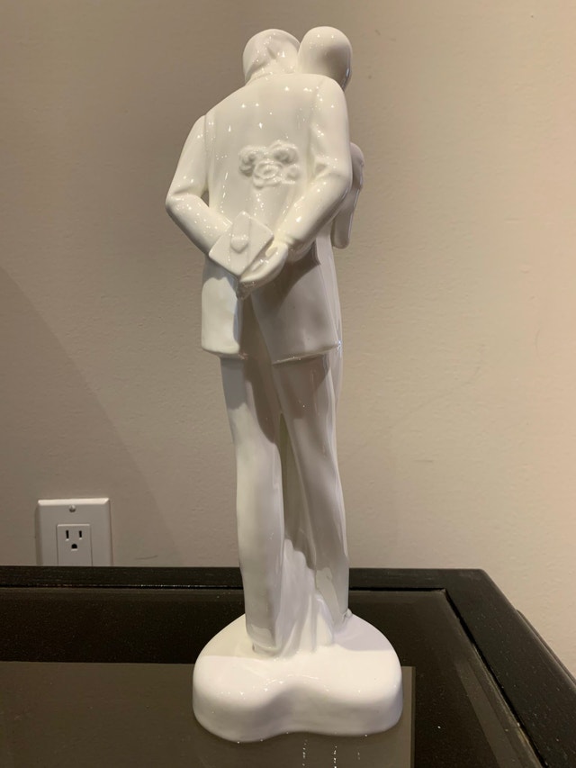 Royal Doulton Bone China Figurine Brand New - photo 3
