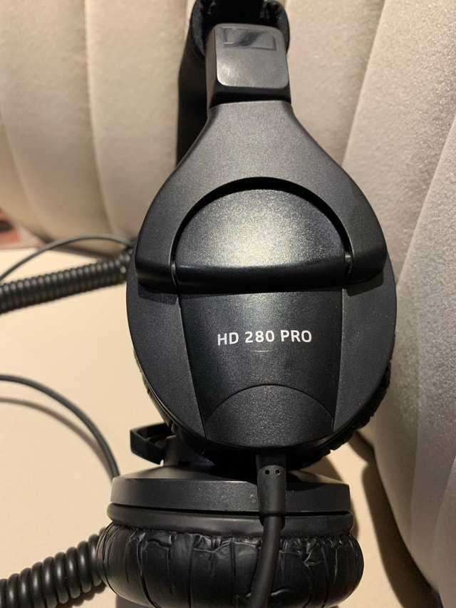 Sennheiser Headphone HD 280 PRO - photo 3