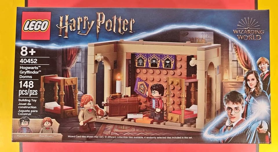 Lego Harry Potter 40452 Hogwarts Gryffindor Dorms Retired 2021 B