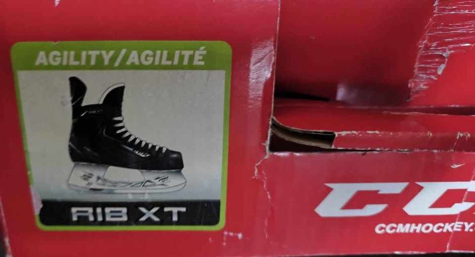 Brand new CCM Hockey ice skates Agility Rib XT size 3 - photo 4