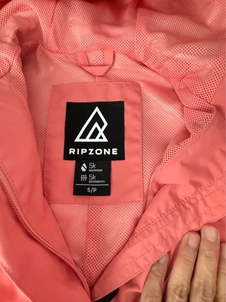 Ripzone girl rain jacket size S (7Y) - photo 2