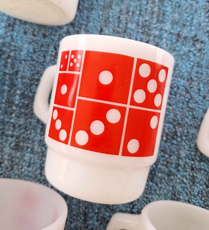 Vintage Anchor Hocking Mugs - photo 3