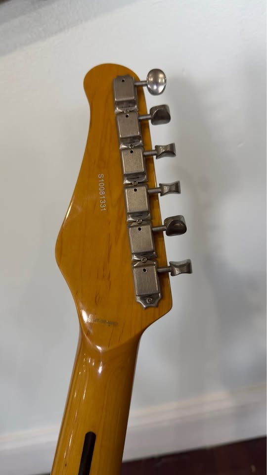 Jay Turser JT-30-MRD 3/4 Electric Guitar - Metallic Red - photo 4