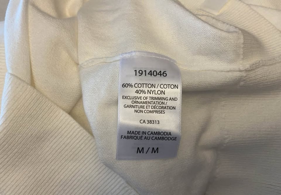 Ladies white sweater - photo 3